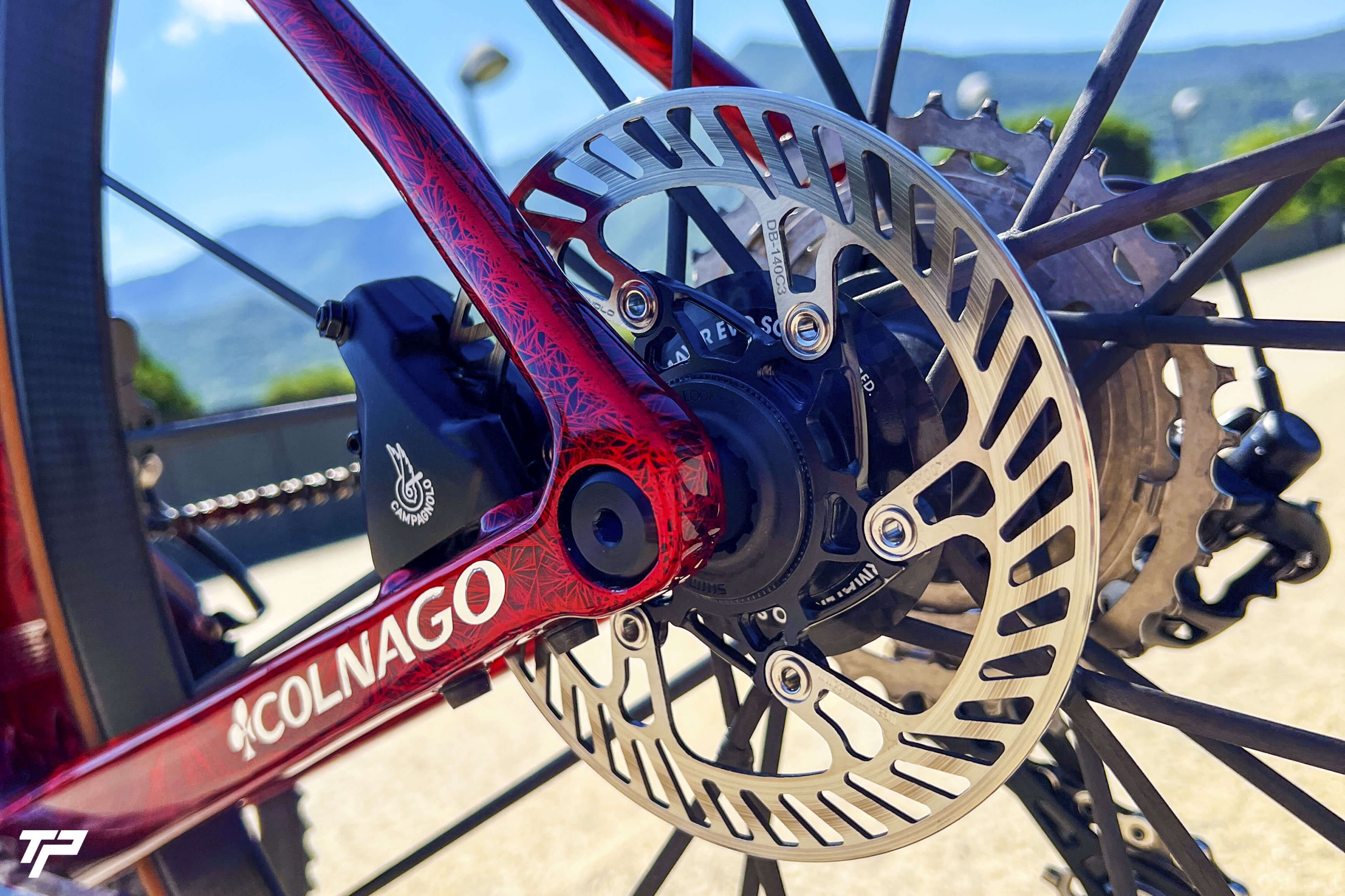 COLNAGO V3RS FROZEN LTD: THE EXPRESSION OF ITALIAN EXCELLENCE